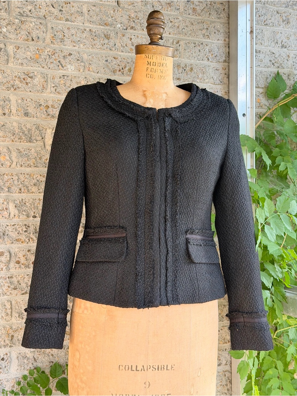 DELLA SPIGA Medium Black Tweed Chanel-Style Jacket